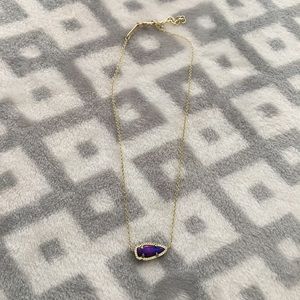 Kendra Scott necklace